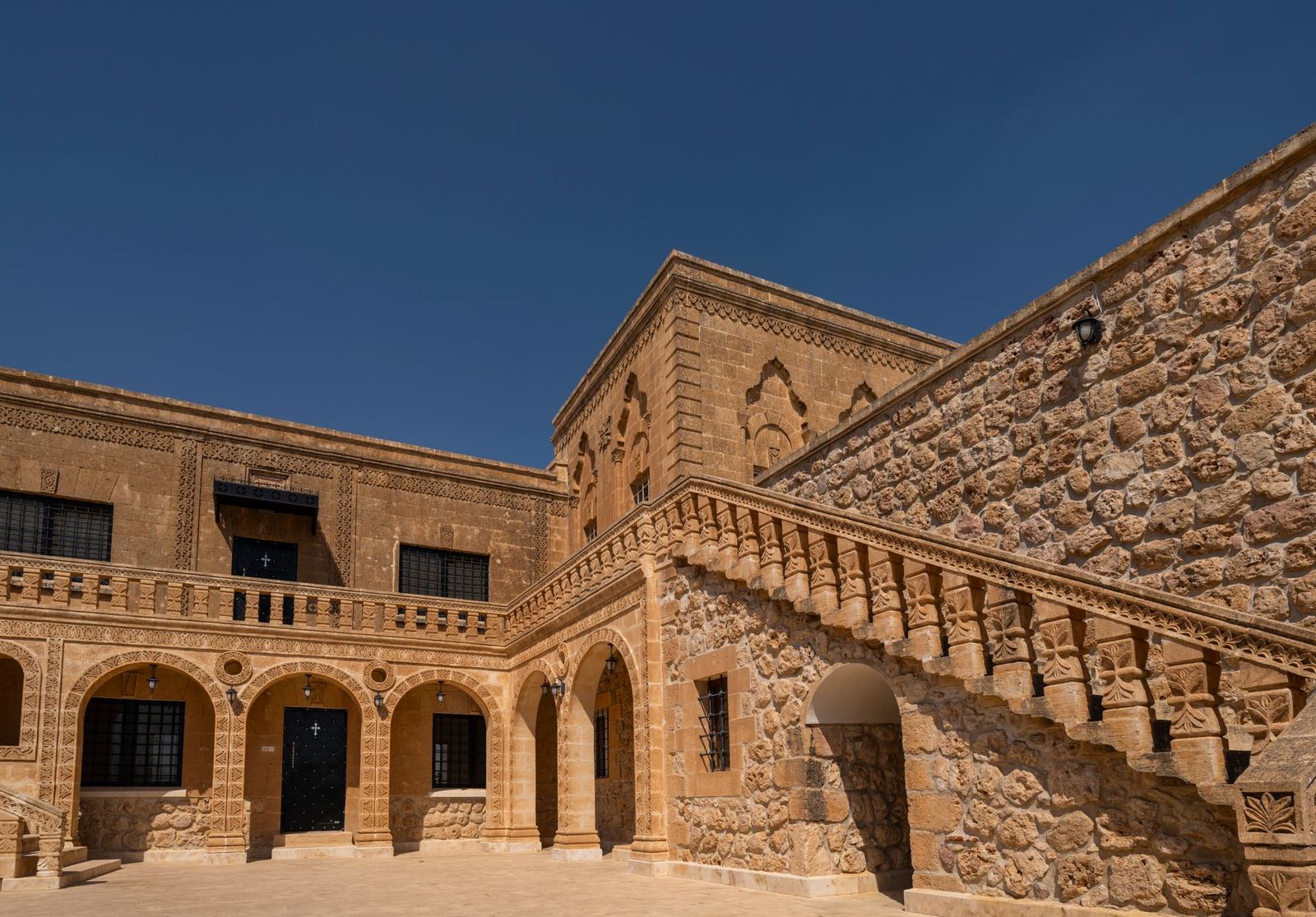Taş Avlu Konutları, Mardin